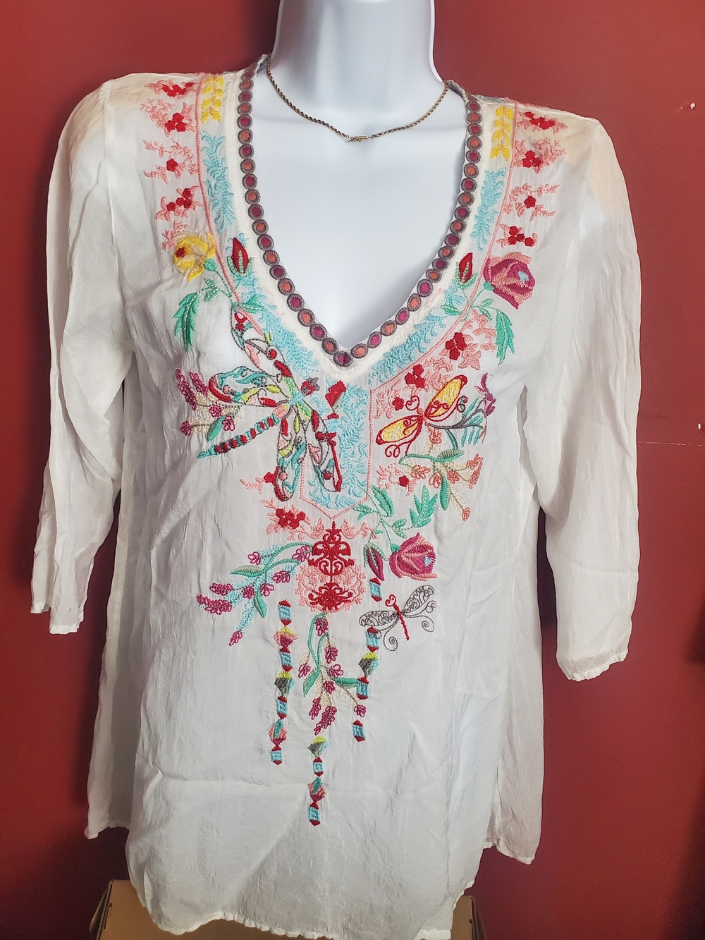 Johnny WAS boho Embroidered V-Neck Women's Tunic Top - White
